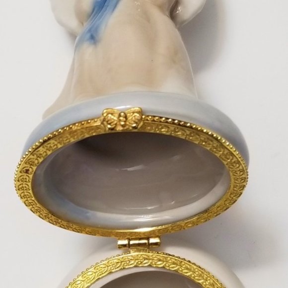 Porcelain Angel Trinket Box - Picture 3 of 7